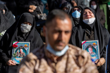 خاکسپاری پیکر مطهر شهید گمنام در صدا و سیمای مرکز کرمانشاه