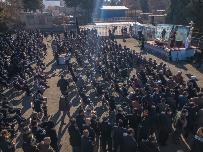 پیکر مطهر شهید گمنام در صدا و سیمای مرکز کرمانشاه به خاک سپرده شد