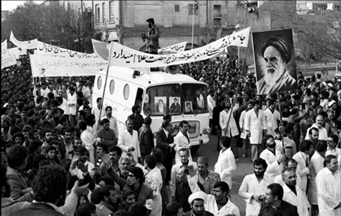 ۱۹ دی نقطه عطف تاریخ انقلاباسلامی