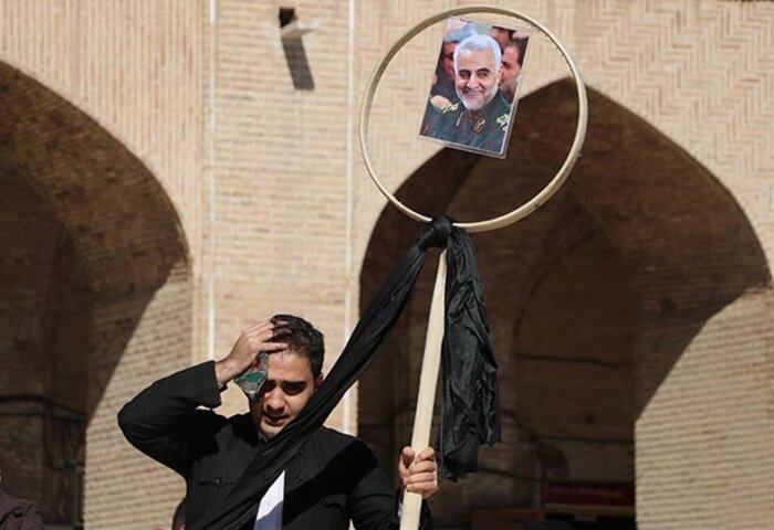 خاطرهسازی با سردار دلها و تقابل گرمای تئاتر با سرمای کویر