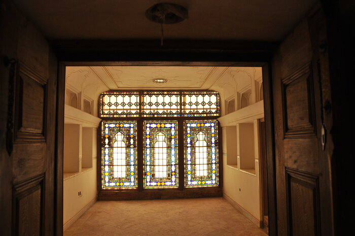 بنای آزاده چالشتر؛ قدیمیترین خانه تاریخی چهارمحال و بختیاری