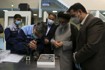 آغاز به کار کارخانه نوبنیان موقوفه سلامت در شیراز