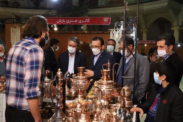 نمایشگاه ملی صنایع‌دستی در زنجان افتتاح شد