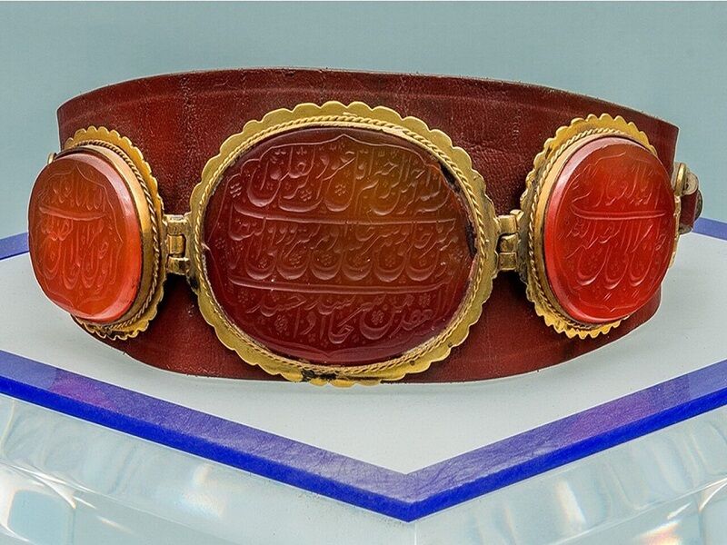 مجموعه بازوبند و مدالهای جهان پهلوان غلامرضا تختی در فهرست آثار ملی ایران ثبت شد