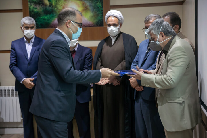 پژوهشگران برتر علوم پزشکی کرمانشاه تجلیل شدند