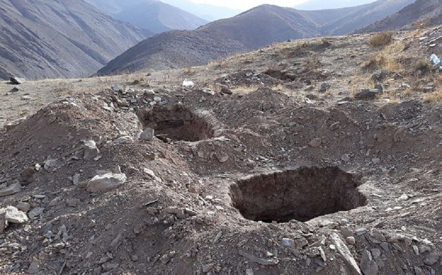 عاملان حفاری غیرمجاز در ورزقان دستگیر شدند