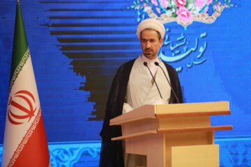 نشست معاون پارلمانی رییس جمهور با اعضای کانون دانشگاهیان استان همدان 7