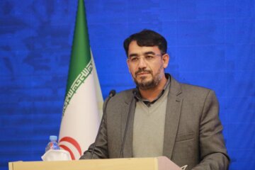 نشست معاون پارلمانی رییس جمهور با اعضای کانون دانشگاهیان استان همدان 12