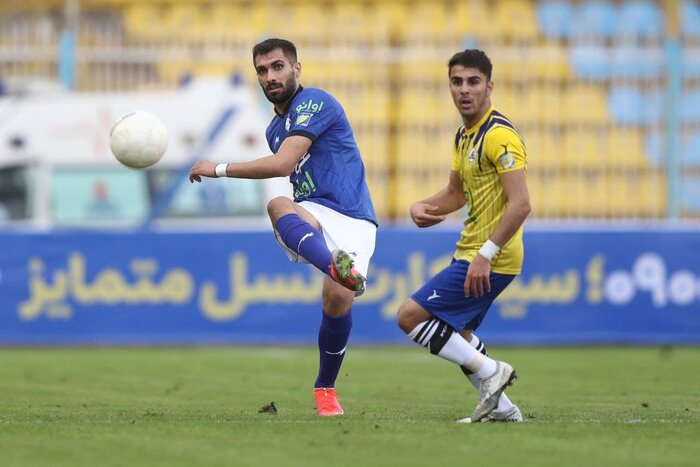 آتشبازی استقلال در مسجدسلیمان/ آبیها در سودای قهرمانی
