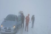 خودروهای گیرافتاده در برف سه استان، رهاسازی و به سرنشینان امدادرسانی شد