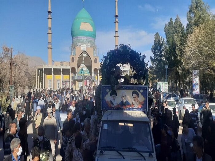 رفسنجان عطر «بدر» گرفت