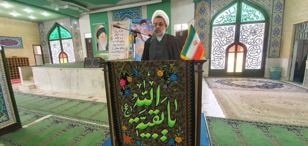امام جمعه سیرجان: دشمنان تلاش دارند موفقیت و اقتدار نظام اسلامی را پنهان کنند 