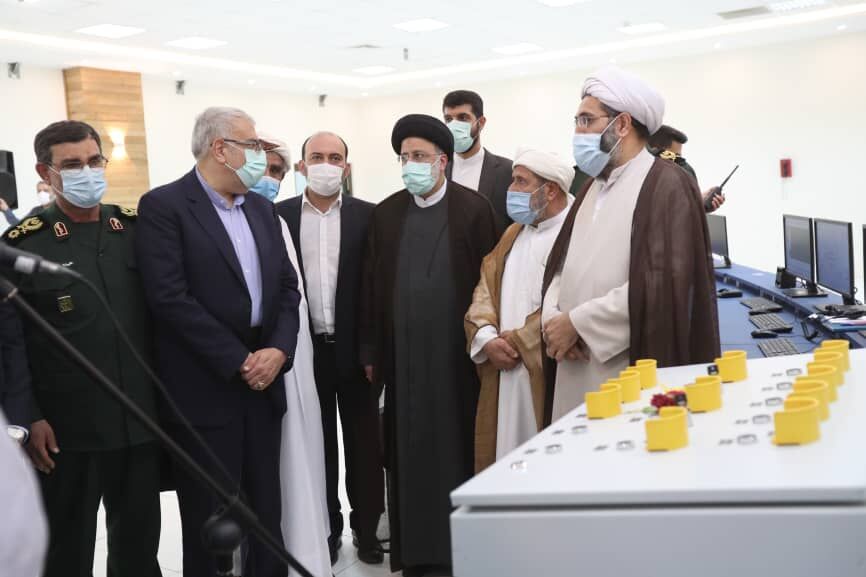 رییس جمهور: دولت سیزدهم  ازخام فروشی منابع ومواد معدنی جلوگیری می کند رییس جمهور: دولت سیزدهم  ازخام فروشی منابع ومواد معدنی جلوگیری می کند