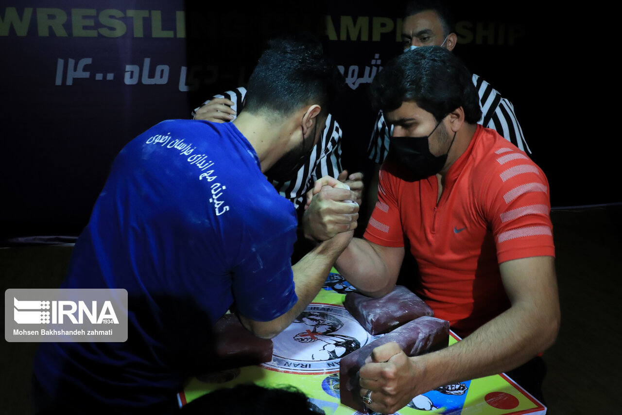 رقابتهای مچ اندازی قهرمانی کشور در شهرکرد آغاز شد رقابتهای مچ اندازی قهرمانی کشور در شهرکرد آغاز شد