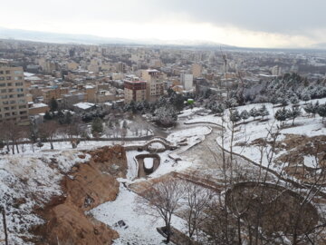 بارش برف در بروجرد