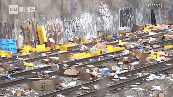 راهزنی به سبک غرب وحشی از قطارهای باری آمریکا