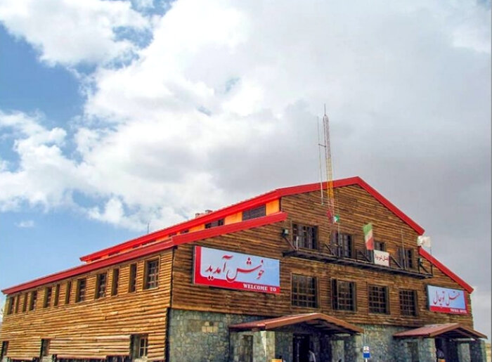 خطوط تلهکابین، پیست اسکی و هتل توچال سه روز تعطیل شد