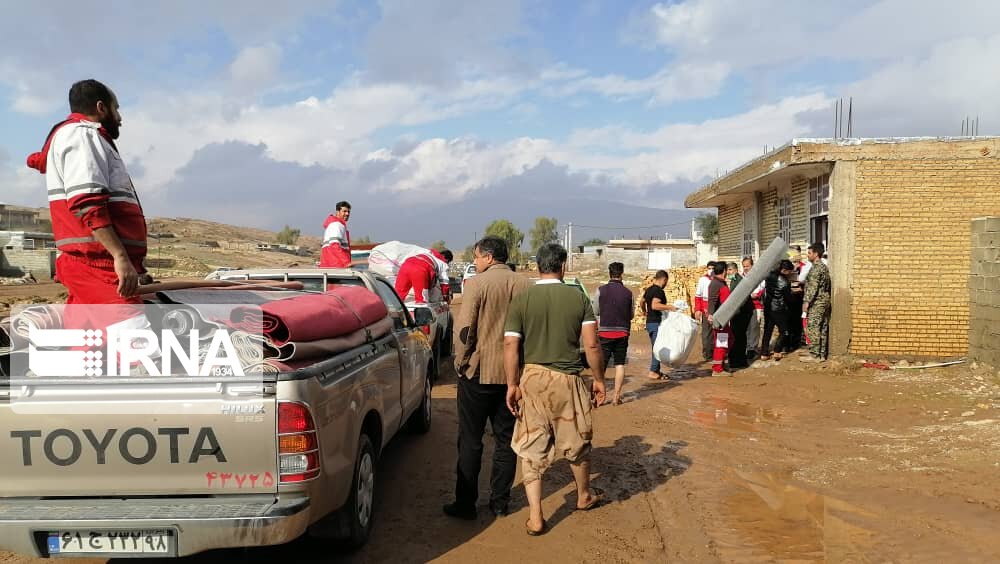 امدادرسانی به بیش از ۲۰۰ نفر متاثر از سیل و آبگرفتگی