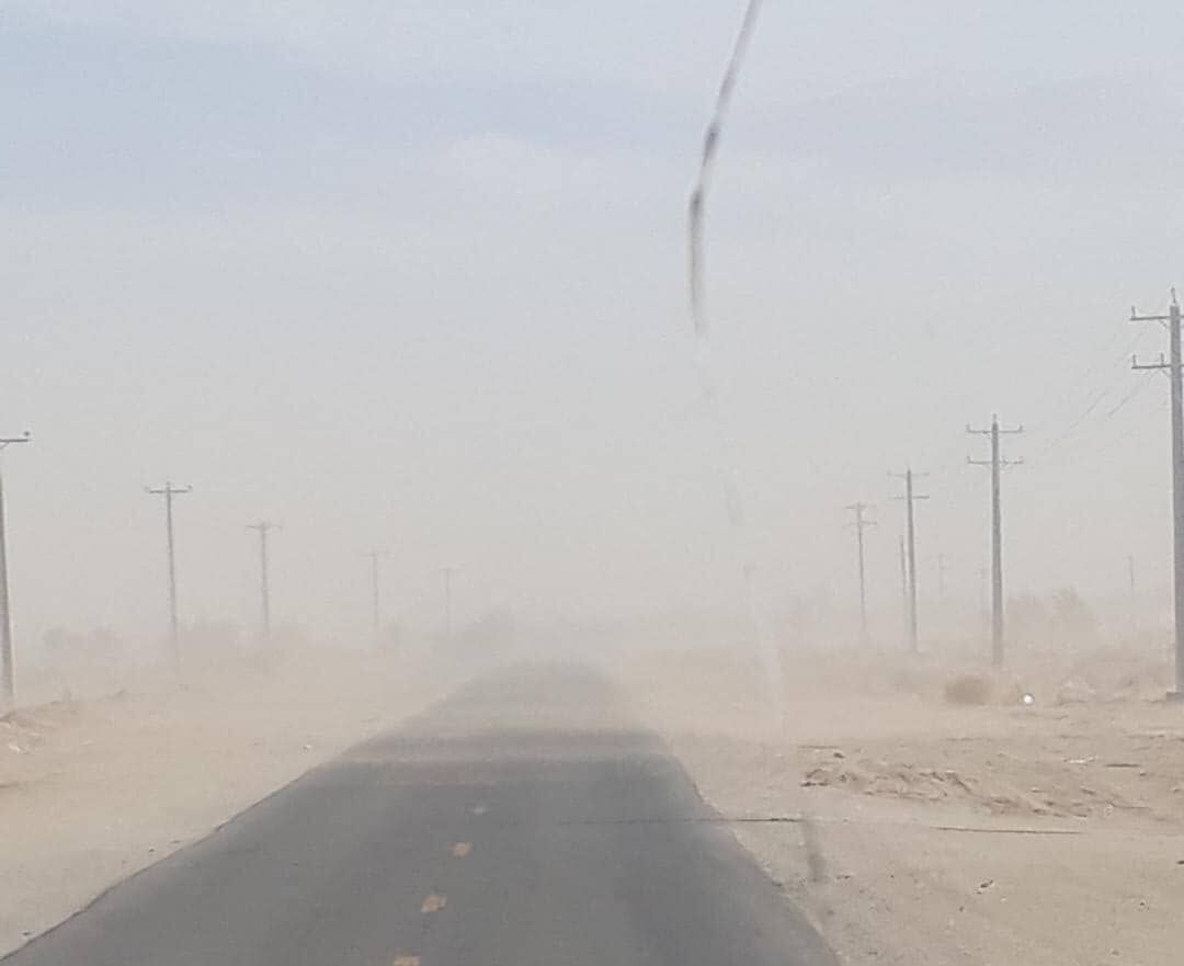 طوفان شن در کرمان؛ از هوای بسیارخطرناک تا سقوط ۶ تیر برق و خسارت کشاورزی