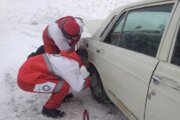 امدادرسانی هلال احمر کردستان در شرایط برف و کولاک