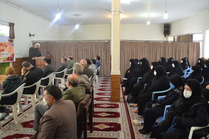 امام جمعه ملایر: همسران و مادران شهدا برای کشور عزت و افتخار آفریدند