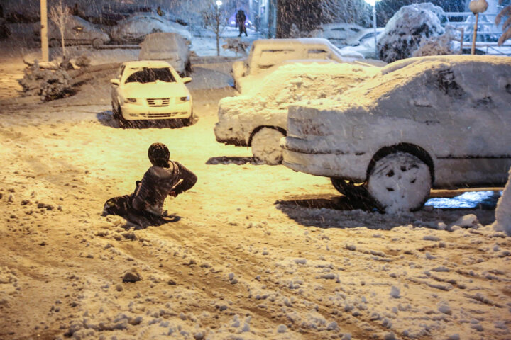 برفی که با خود شادی آورد