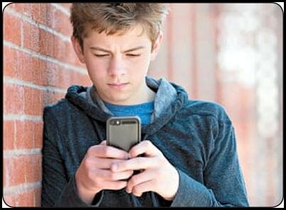 لطفا در خانواده رمز گوشیتان را لو بدهید!