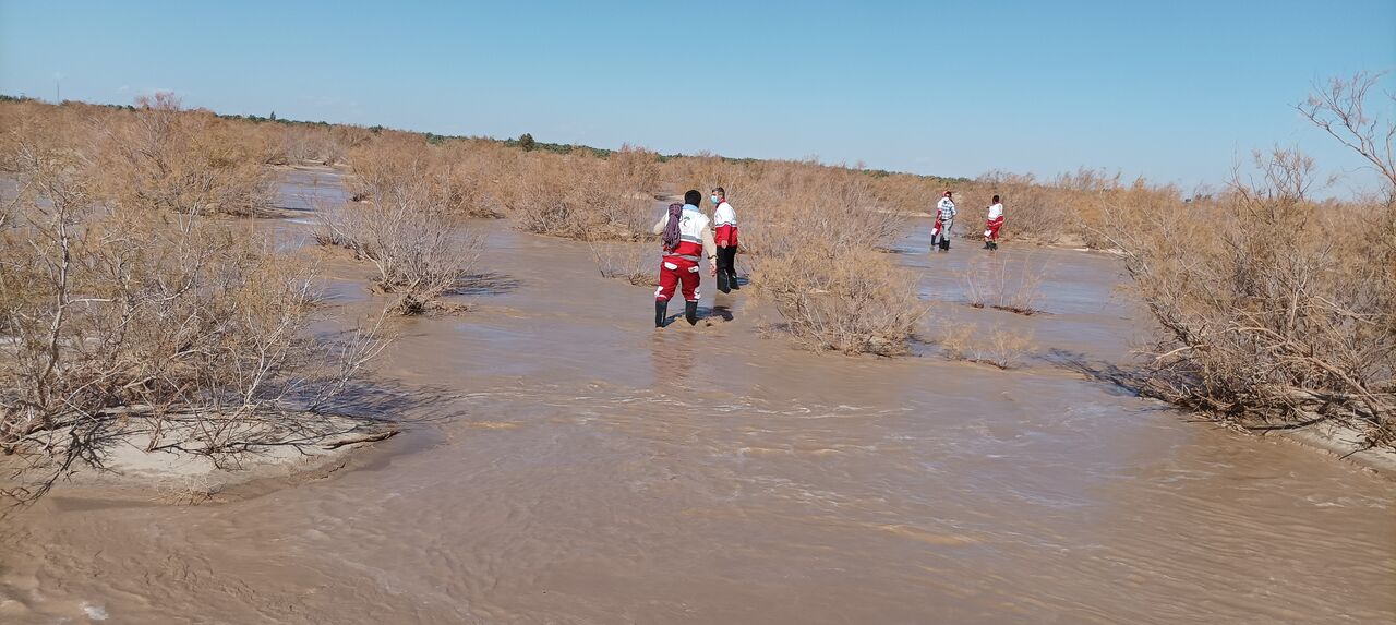 سیل در شرق کرمان / مفقودی 2 کودک، انسداد 45 راه و قطع برق 30 روستای ریگان