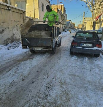 برف روبی، نمک پاشی و بازگشایی معابر برفی ارومیه