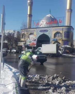 برف روبی، نمک پاشی و بازگشایی معابر برفی ارومیه