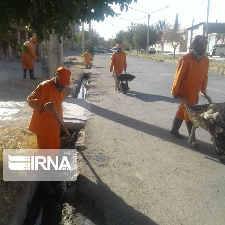 طلای کثیف و رنج پاکبانان خاش طلای کثیف و رنج پاکبانان خاش