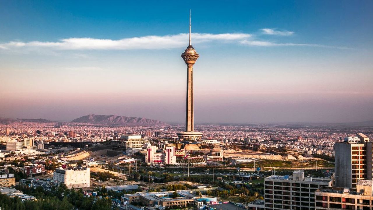 احتمال انتخاب برج میلاد به عنوان سینمای رسانه محل انتخابی جشنواره چهلم فیلم فجر کجاست|پایگاه خبری براق حامیم