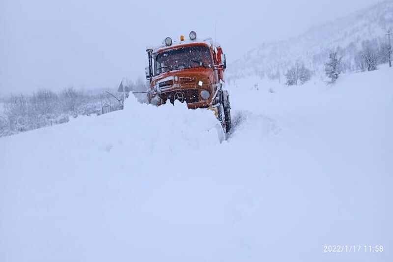 بیش از ۴۰ درصد راه های روستایی بیجار بازگشایی شد بیش از ۴۰ درصد راه های روستایی بیجار بازگشایی شد