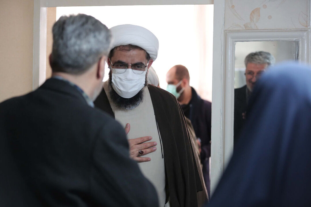 برگزیده همدانی در«جشنواره بین‌المللی ادبیات مقاوت لبنان» تجلیل شد