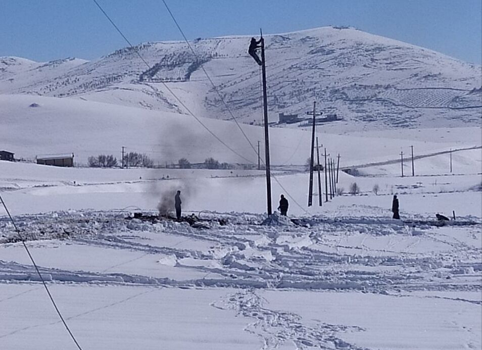 برق هفت روستای روانسر و جوانرود وصل شد 