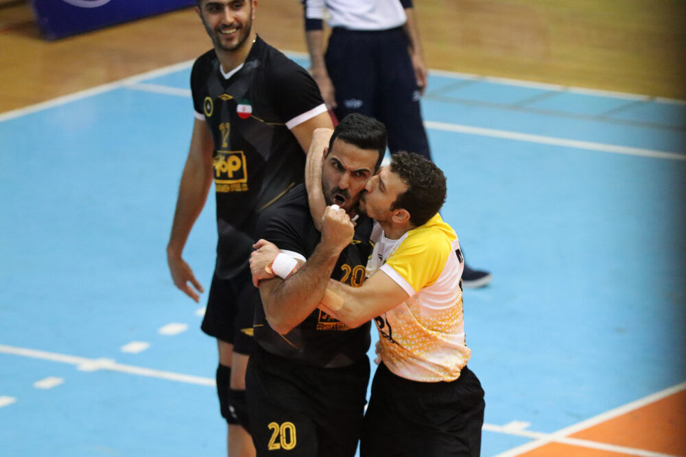 هفته پرحاشیه لیگ والیبال؛ صدرنشینی سپاهان مقتدرانهتر شد