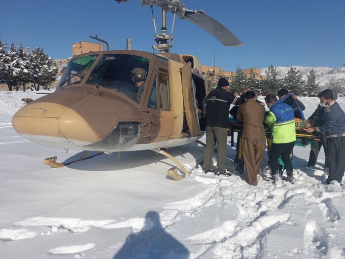 اورژانس هوایی کرمانشاه یک مادر باردار را به بیمارستان انتقال داد