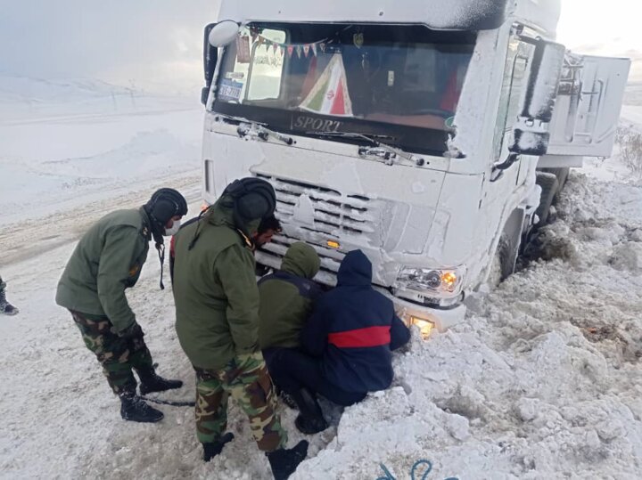 کولاک برف در استان همدان مغلوب تدابیر استاندار
