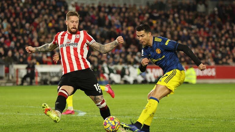 برتری خارج از خانه منچستریونایتد برابر قدوس و یاران