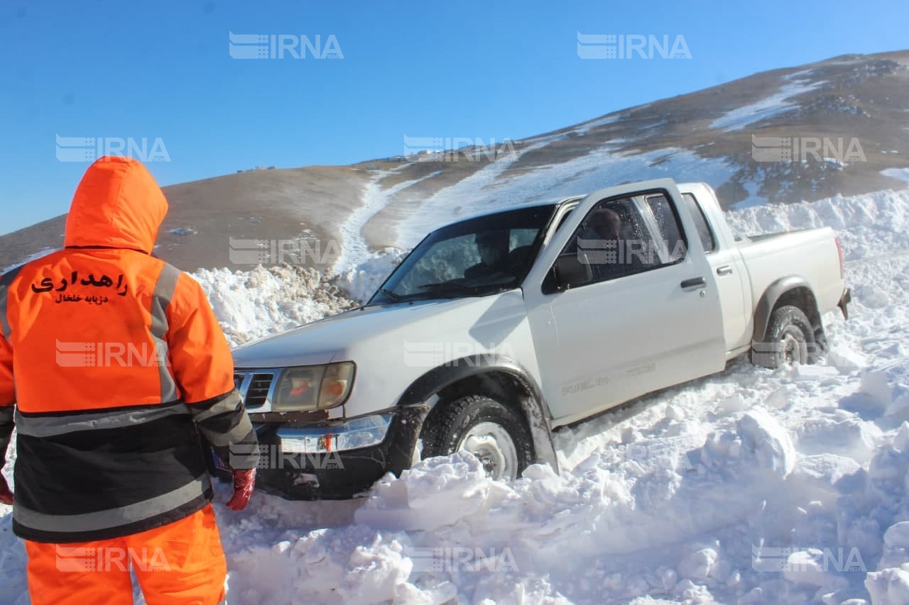فرماندار: راه دسترسی به ۱۵۰ روستای سنقروکلیایی همچنان بسته است
