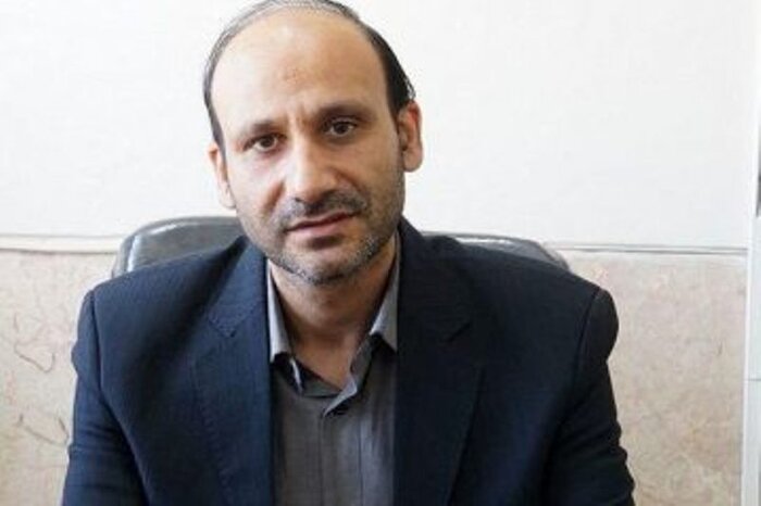 مدیریت بحران با حضور استاندار کرمان در مناطق سیل زده / مسدود بودن راه ارتباطی ۷۷ روستا