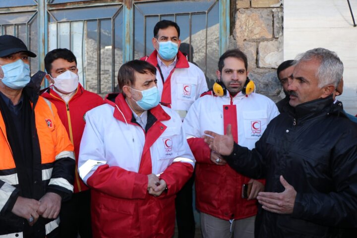 استاندار کرمانشاه: همه دستگاه ها و نهادها برای مدیریت بحران در میدان بودند