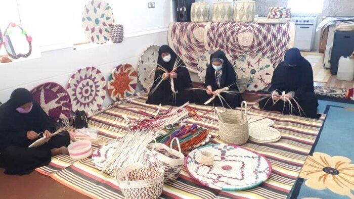 حصیربافی و صنایع دریایی گرمکننده کانون روستاهای بوشهر