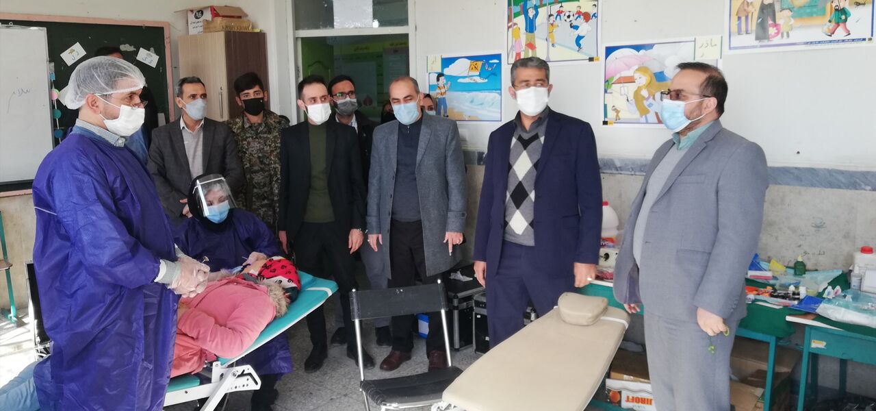پزشکان جهادی دانشگاه آزاد تهران در روستاهای رباط‌کریم خدمات ارائه دادند