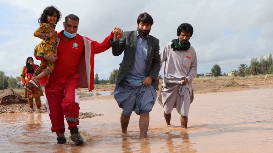 تقدیر 260 نماینده مجلس از هلال احمر جهت امدادرسانی به سیل زدگان