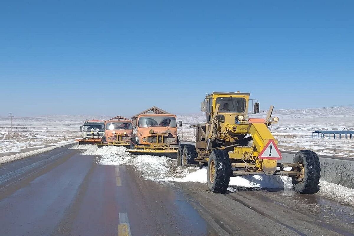 برف‌روبی ۲ هزار کیلومتر از راه‌های خراسان جنوبی در ۲۴ ساعت گذشته