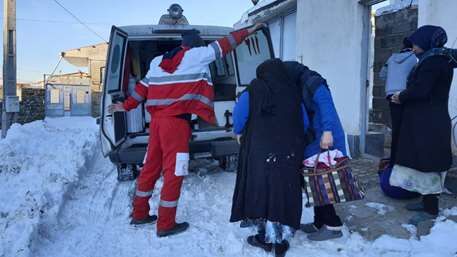 انتقال 55 مادر باردار متاثر از حوادث جوی به مراکز درمانی