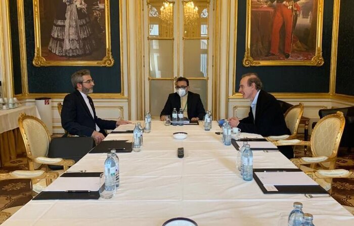 تناقضات گفتار و رفتار طرفهای غربی 2