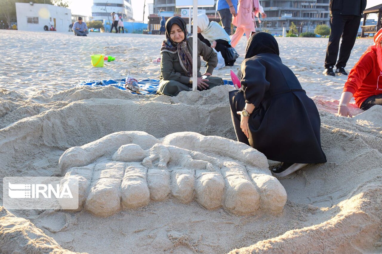 بِده بستان ماسه و هنر در ساحل کیش