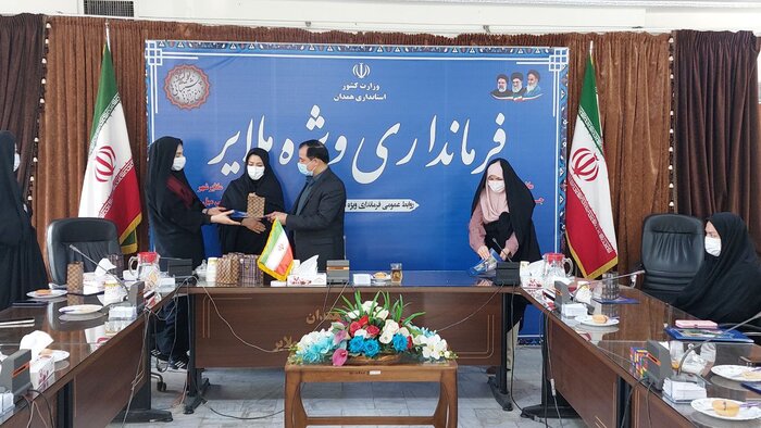 زنان در تعیین سرنوشت آینده کشور همپای مردان هستند